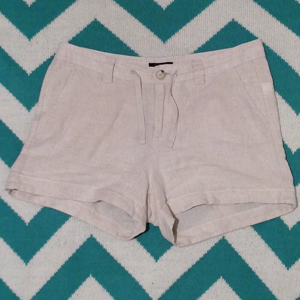 Classic Linen Blend Shorts